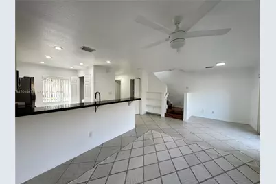 324 NE 3rd St #D, Hallandale Beach, FL 33009 - Photo 3