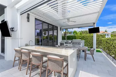 731 NE 69th St, Boca Raton, FL 33487 - Photo 43