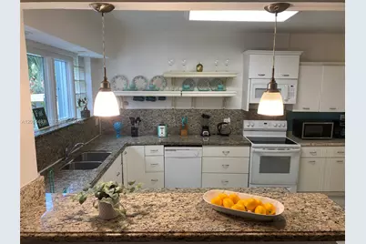 701 Hollywood Blvd, Hollywood, FL 33019 - Photo 15