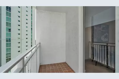 185 SE 14th Ter #1801, Miami, FL 33131 - Photo 15