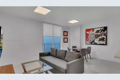 185 SE 14th Ter #1801, Miami, FL 33131 - Photo 11