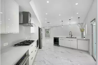 711 Sunset Dr, Coral Gables, FL 33143 - Photo 15