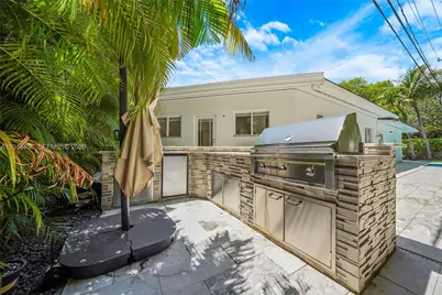 711 Sunset Dr, Coral Gables, FL 33143 - Photo 33