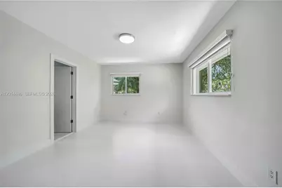 711 Sunset Dr, Coral Gables, FL 33143 - Photo 21