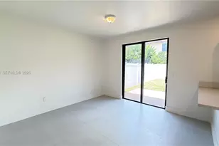 3469 W 106th St, Hialeah, FL 33018 - Photo 15