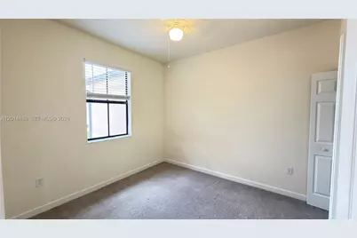 3469 W 106th St, Hialeah, FL 33018 - Photo 25