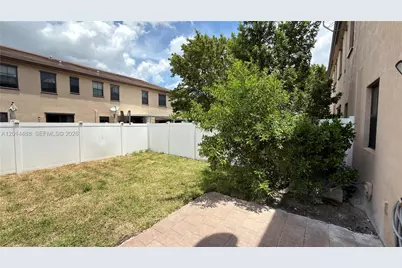 3469 W 106th St, Hialeah, FL 33018 - Photo 39