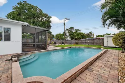 1419 Harding St, Hollywood, FL 33020 - Photo 37