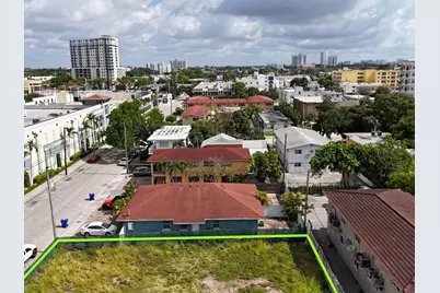2141 SW 3rd St, Miami, FL 33135 - Photo 7