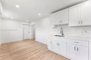9720 NW 24th Pl, Sunrise, FL 33322 - Photo 5