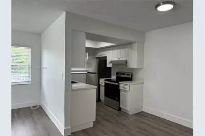 3660 NE 11th Ave #5, Oakland Park, FL 33334 - Photo 11