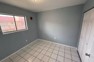 5400 W 21st Ct, Hialeah, FL 33016 - Photo 11