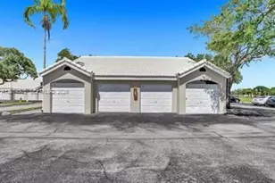 2871 N Oakland Forest Dr, Oakland Park, FL 33309 - Photo 27