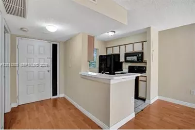 2871 N Oakland Forest Dr #210, Oakland Park, FL 33309 - Photo 29