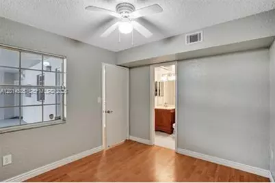 2871 N Oakland Forest Dr #210, Oakland Park, FL 33309 - Photo 7