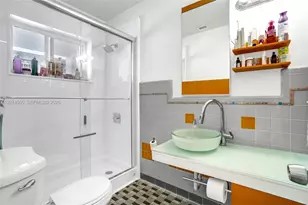 2420 SW 16th St, Miami, FL 33145 - Photo 21
