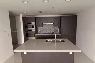 7875 NW 107th Ave, Doral, FL 33178 - Photo 5
