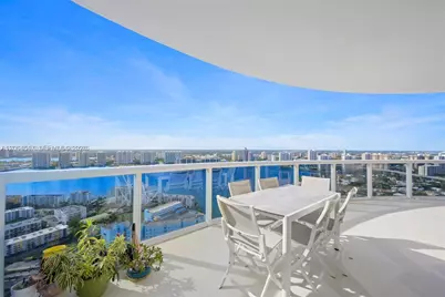 18201 Collins Ave #4901, Sunny Isles Beach, FL 33160 - Photo 27