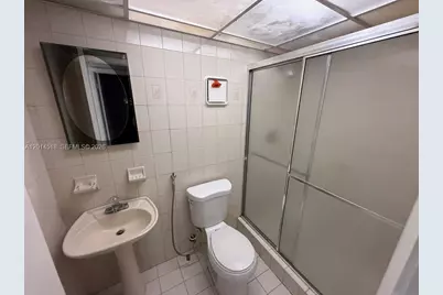 6055 W 19th Ave #215, Hialeah, FL 33012 - Photo 3