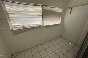 6055 W 19th Ave, Hialeah, FL 33012 - Photo 9