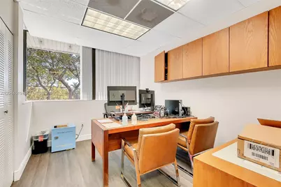 7000 SW 97th Avenue #202, Miami, FL 33173 - Photo 15
