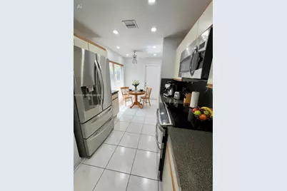 4745 NW 98th Pl, Doral, FL 33178 - Photo 5