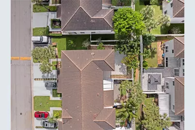 16864 SW 1st Pl, Pembroke Pines, FL 33027 - Photo 29