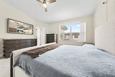 16864 SW 1st Pl, Pembroke Pines, FL 33027 - Photo 21