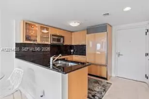 6801 Collins Ave, Miami Beach, FL 33141 - Photo 7