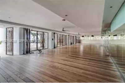 6801 Collins Ave #LPH09, Miami Beach, FL 33141 - Photo 25