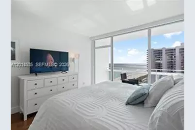 6801 Collins Ave #LPH09, Miami Beach, FL 33141 - Photo 11
