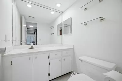 821 Cypress Blvd #307, Pompano Beach, FL 33069 - Photo 25