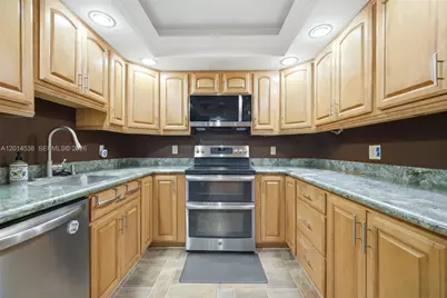 821 Cypress Blvd #307, Pompano Beach, FL 33069 - Photo 11