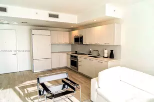 55 SW 9th St, Miami, FL 33130 - Photo 23