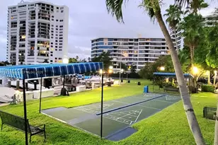 600 Three Islands Boulevard, Hallandale Beach, FL 33009 - Photo 19