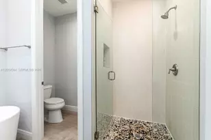 1031 NE 13th Ave, Fort Lauderdale, FL 33304 - Photo 13