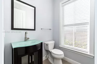 1031 NE 13th Ave, Fort Lauderdale, FL 33304 - Photo 11