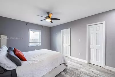 1946 SW 20th St #1946, Miami, FL 33145 - Photo 17