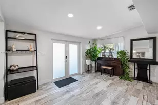 1946 SW 20th St, Miami, FL 33145 - Photo 41