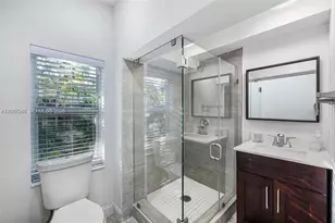 1946 SW 20th St, Miami, FL 33145 - Photo 23