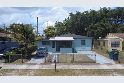 1631 NW 114th St, Miami, FL 33167 - Photo 1