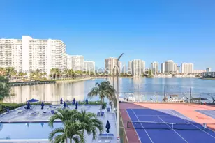 2780 NE 183rd St, Aventura, FL 33160 - Photo 33