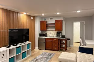 2780 NE 183rd St, Aventura, FL 33160 - Photo 3