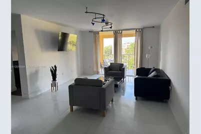 19555 E Country Club Dr #8507, Aventura, FL 33180 - Photo 1
