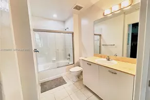 2275 Biscayne Blvd, Miami, FL 33137 - Photo 13