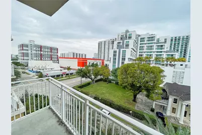 2275 Biscayne Blvd #603, Miami, FL 33137 - Photo 7