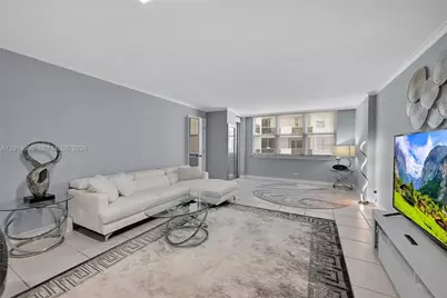 6039 Collins Ave #621, Miami Beach, FL 33140 - Photo 17