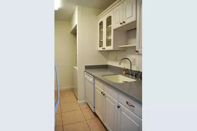 255 Galen Dr #2D, Key Biscayne, FL 33149 - Photo 9