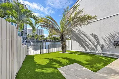 [Address not provided], Sunny Isles Beach, FL 33160 - Photo 17