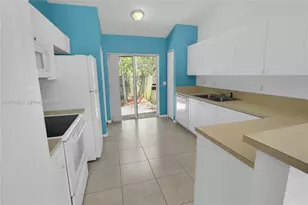 117 SE 3rd Ave, Hallandale Beach, FL 33009 - Photo 9